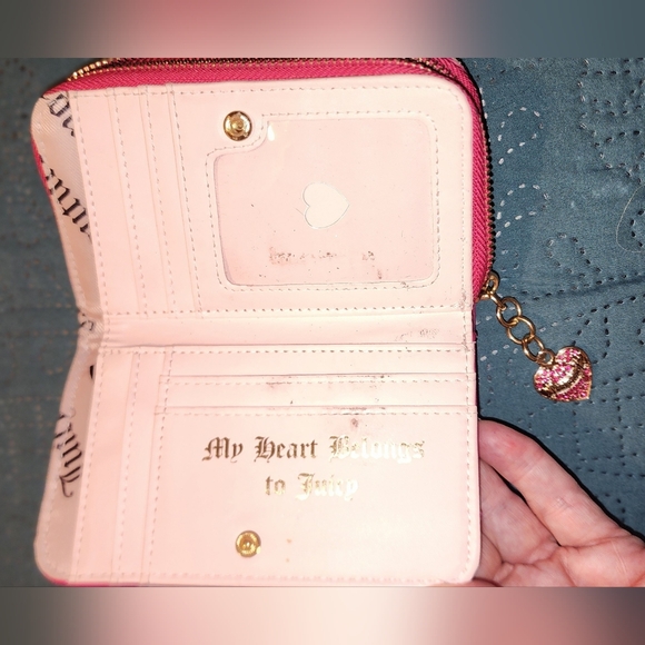Juicy Couture Pink Wallet - Picture 3 of 9